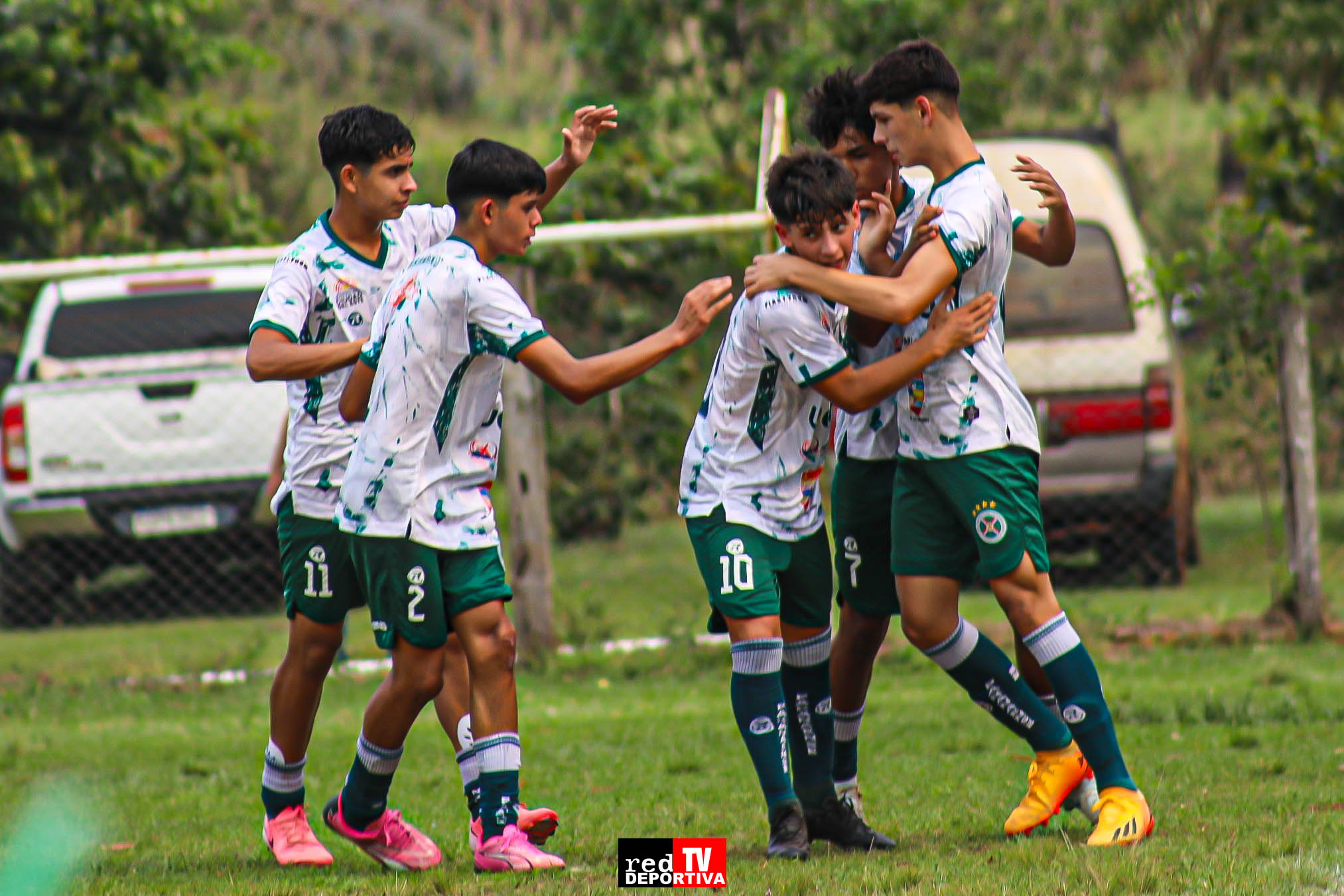 La Sub 15 de Paranaense goleó a su par de Itakyry